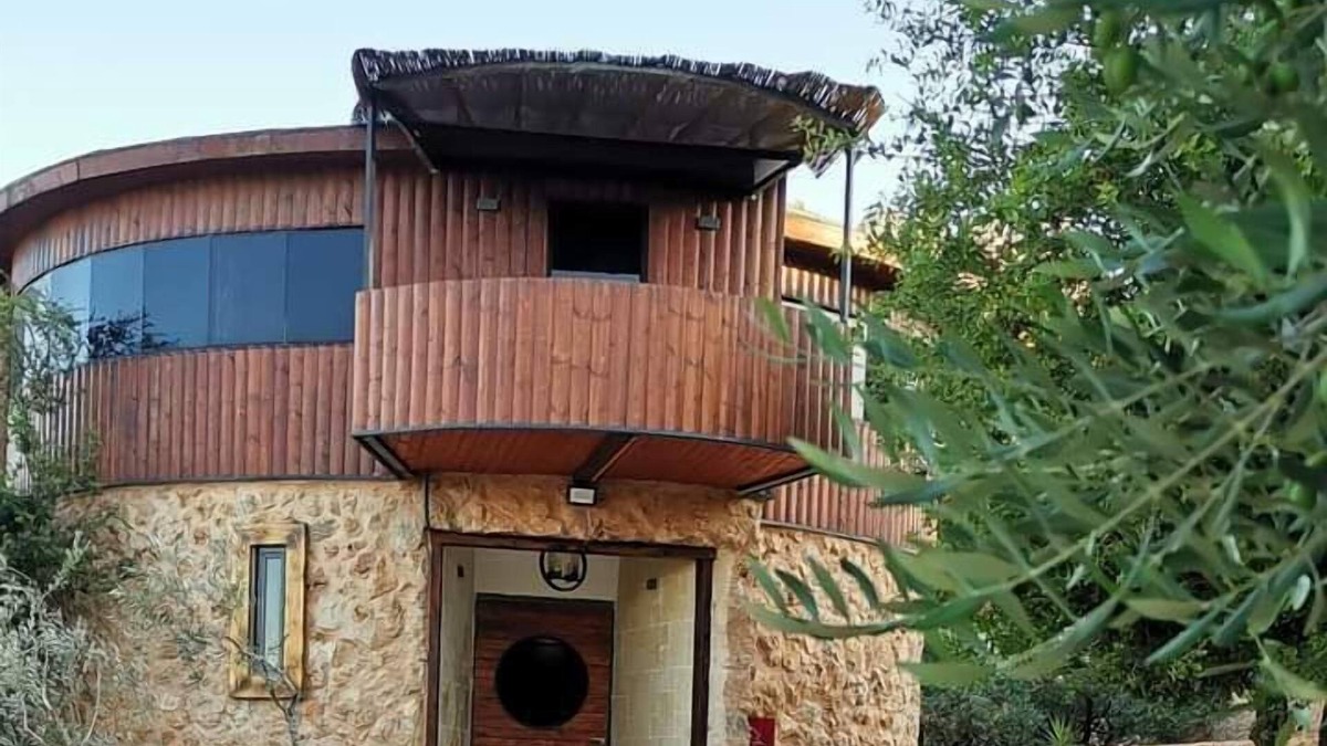 Beit Jala Apartment | Olive Palace Restaurant and Lounge