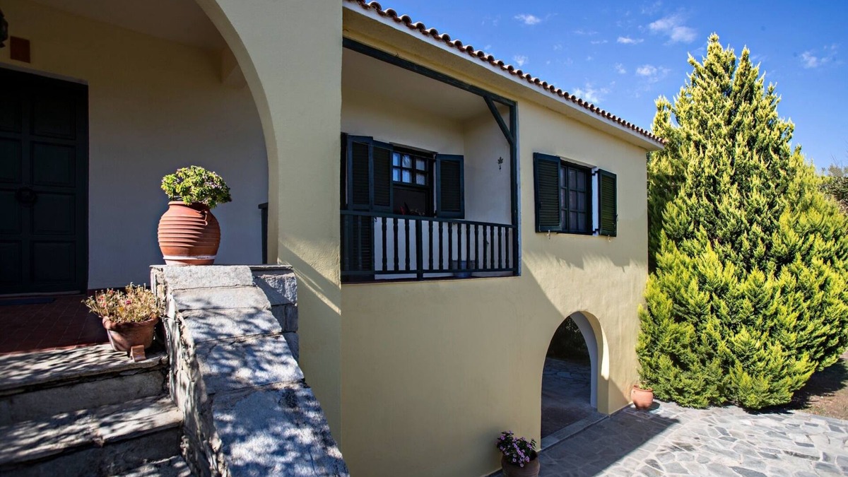 Nikita House | Olive, sea and sunset villa!