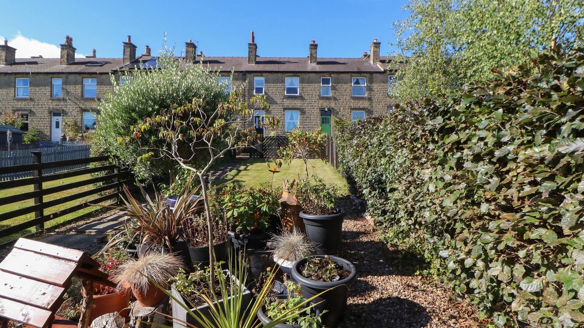 Honley Cottage | Olive Tree Cottage