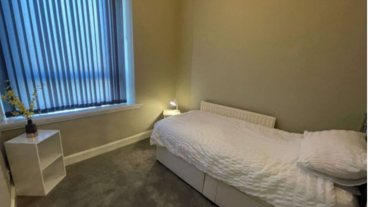Hawick Apartment | Oliver Apartment