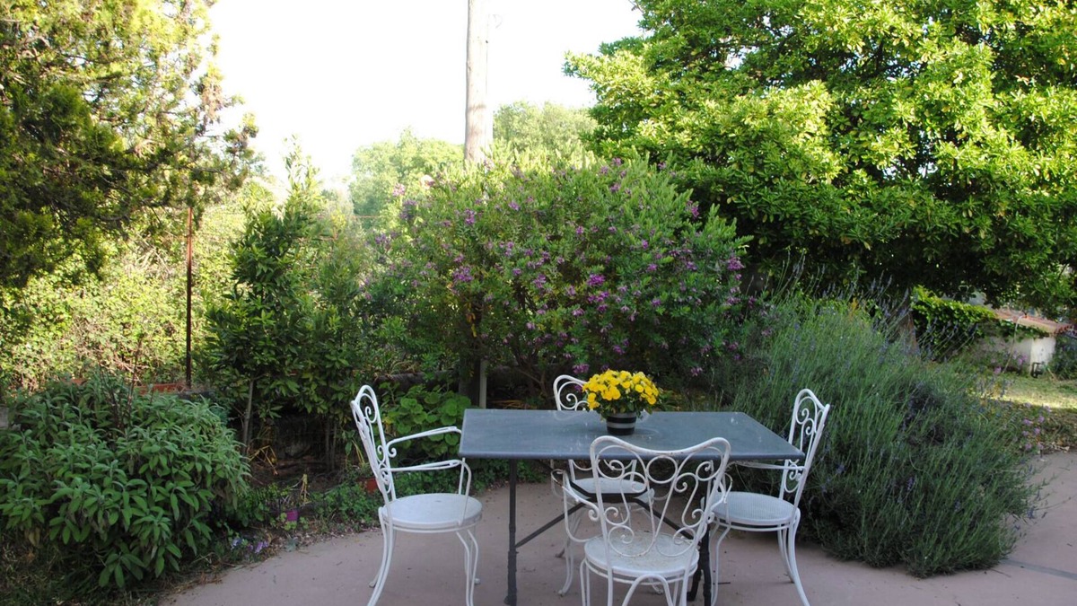 San Giovanni la Punta House | OLIVER'S COTTAGE surrounded by greenery a stone's throw from the sea and tourist sites