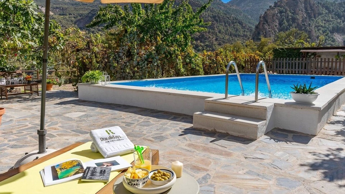 Guejar Sierra Villa | Olivillas Garden Güéjar Sierra by Ruralidays