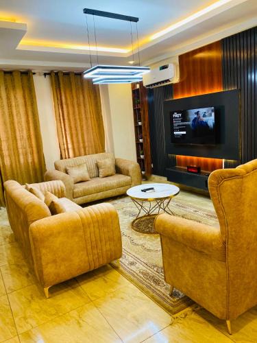 Orozo Apartment | Oloks Luxe Apartment