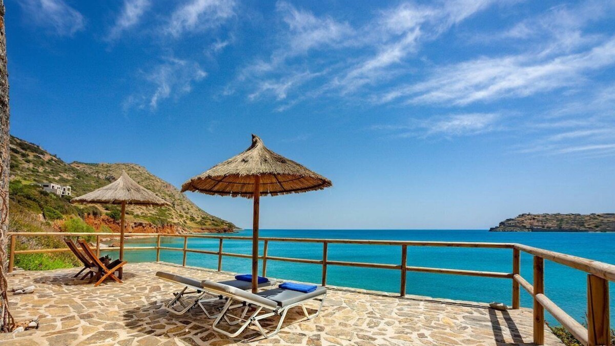 Plaka Cottage | OLONDI: Spacy 1 Studio Plaka Beach Cottage