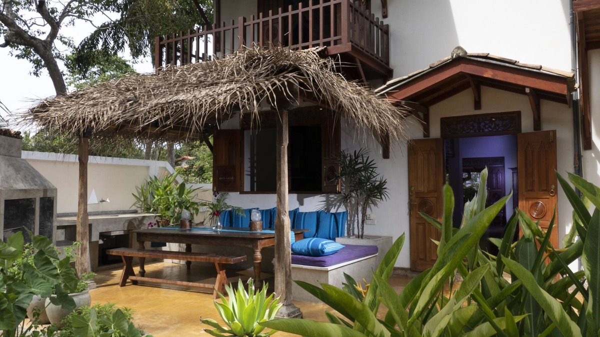 Kaduruduwa Villa | OLU VILLA Set in a Lush and Serene Garden.