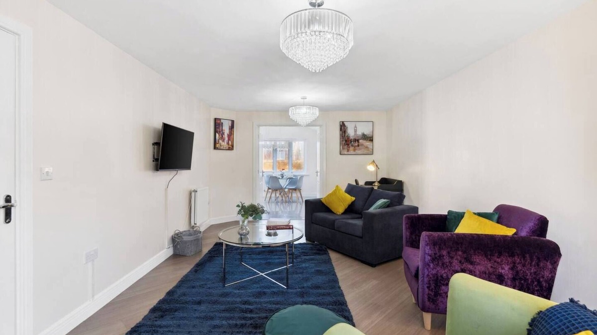 Hinckley House | Olympic House - Spacious house for a weekend with friends