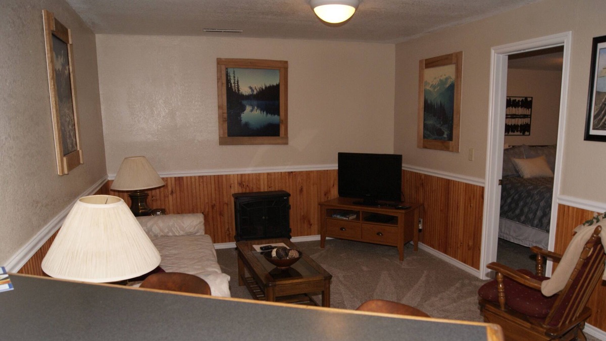 Port Angeles East Apartment | Olympic Peninsula Vacation Getaway