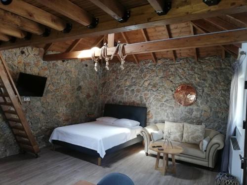 Karya House | Olympus Country House