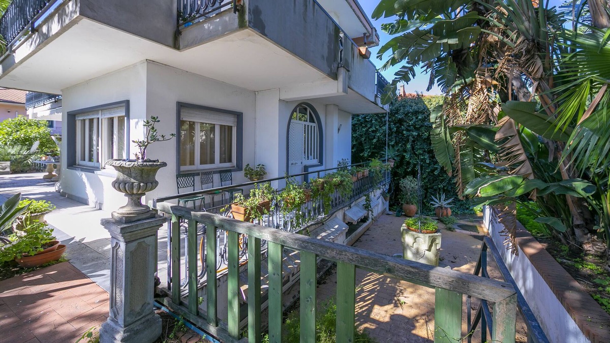 Mascalucia Apartment | Ombretta Apt between Etna Volcano and Sea, Mascalucia, Italy