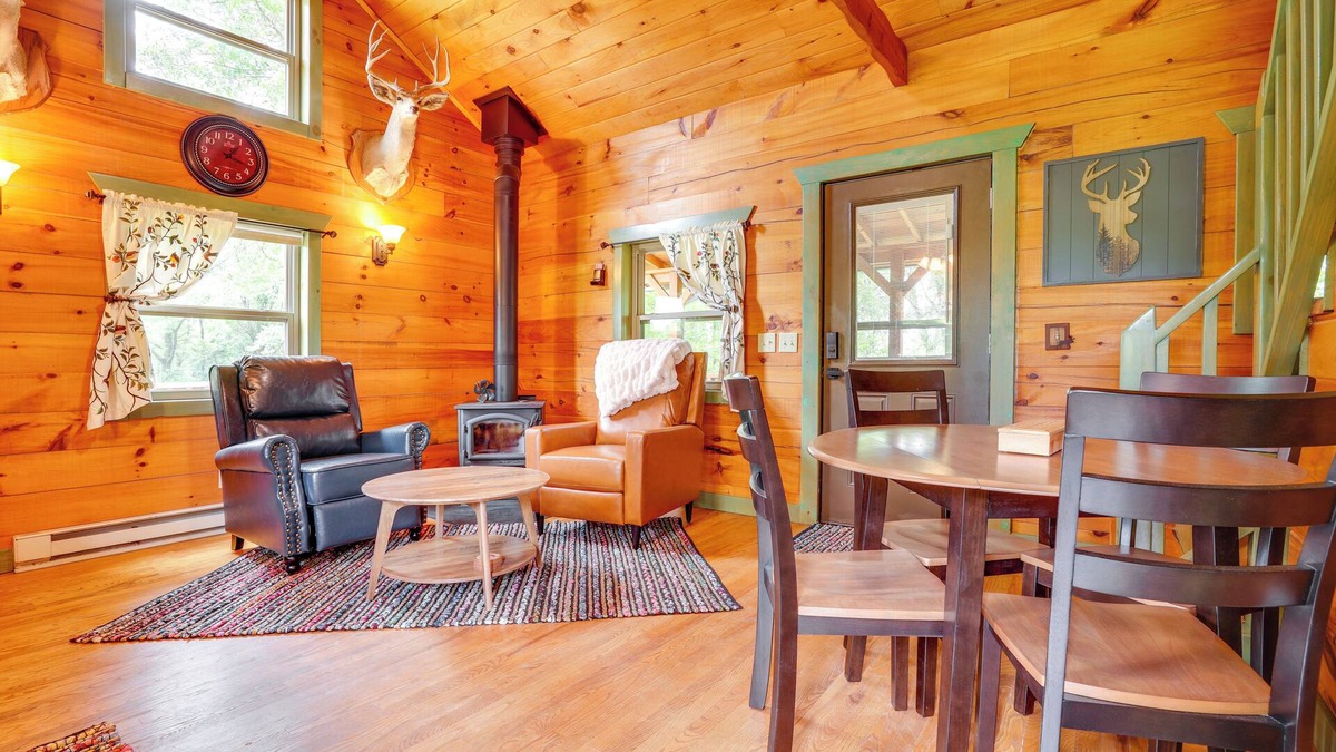 Pierce County Apartment | On 30 Acres w/Trails & Garden: Stockholm Retreat!