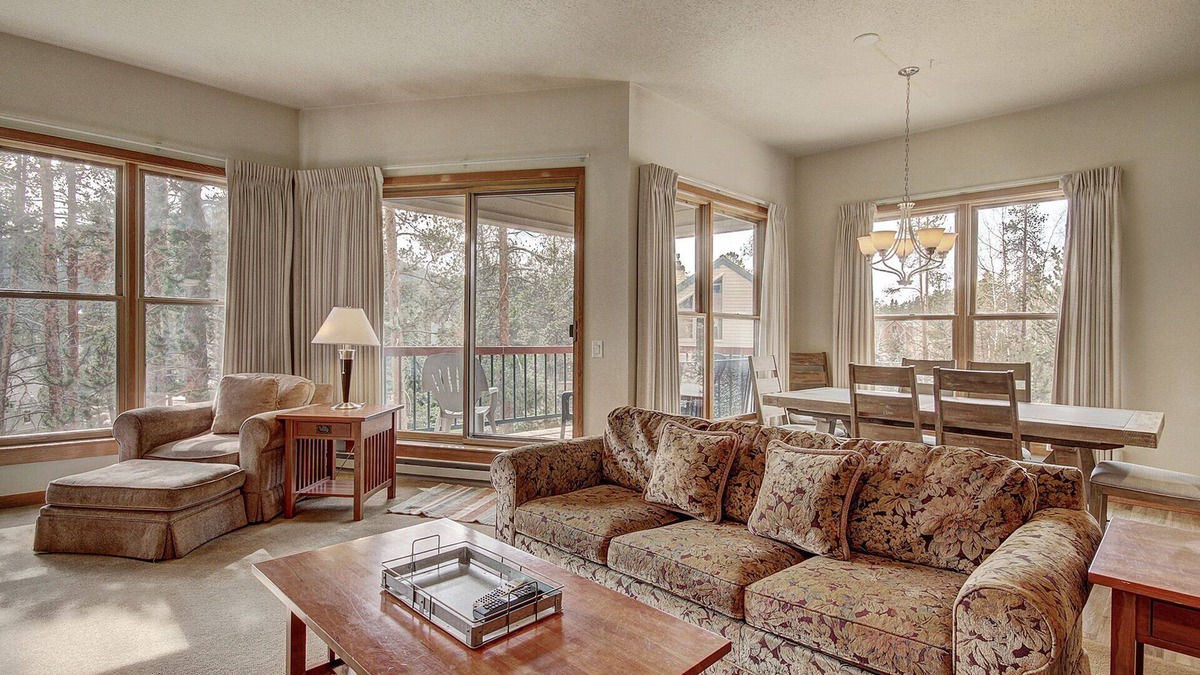 Keystone Condo | On Free Shuttle Route to the Slopes/Pool and Hot Tub Access