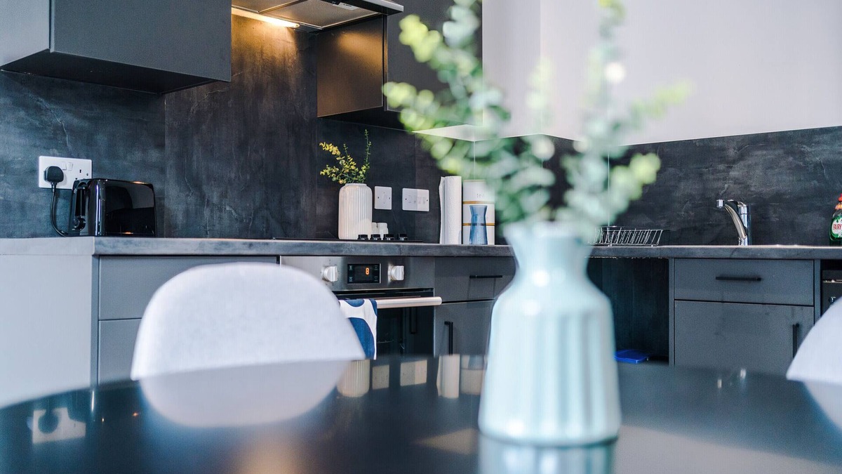 Sheffield City Centre Apartment | On-site Gym (included). 2 Bed Luxury Apartment