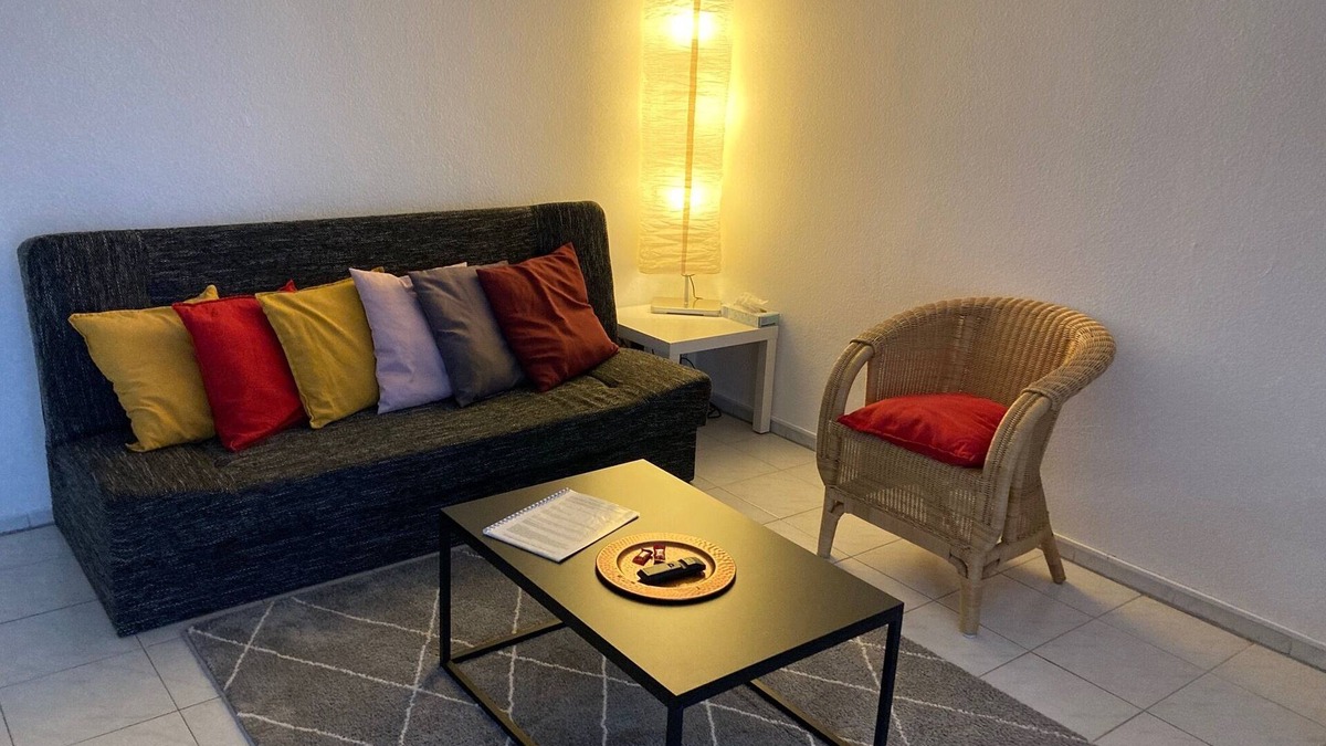 Kirchheim unter Teck Apartment | On the A8 & yet close to the city! Apartment for max. 5 guests with good connections A8-B10-S1