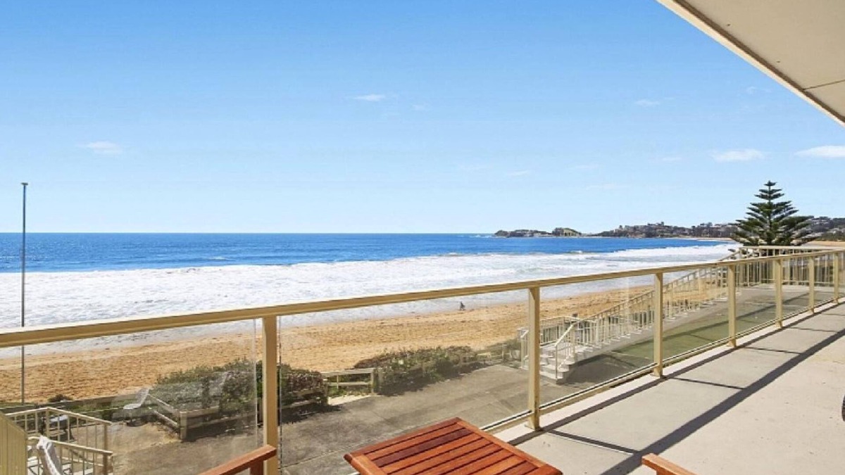 Wamberal Apartment | ON THE BEACH #13| Beachfront, Ocean Views | Accom Holidays