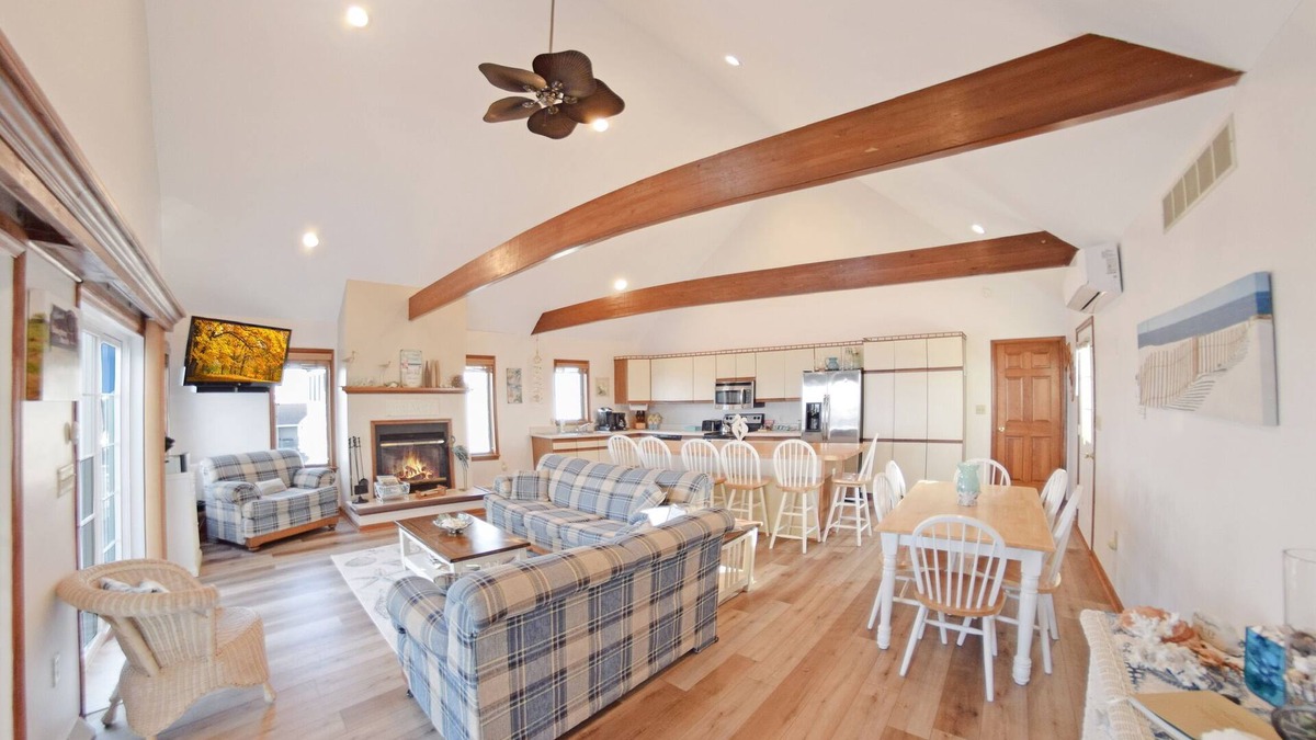 Milford House | On The Beach! Your Dream Beachhouse!
