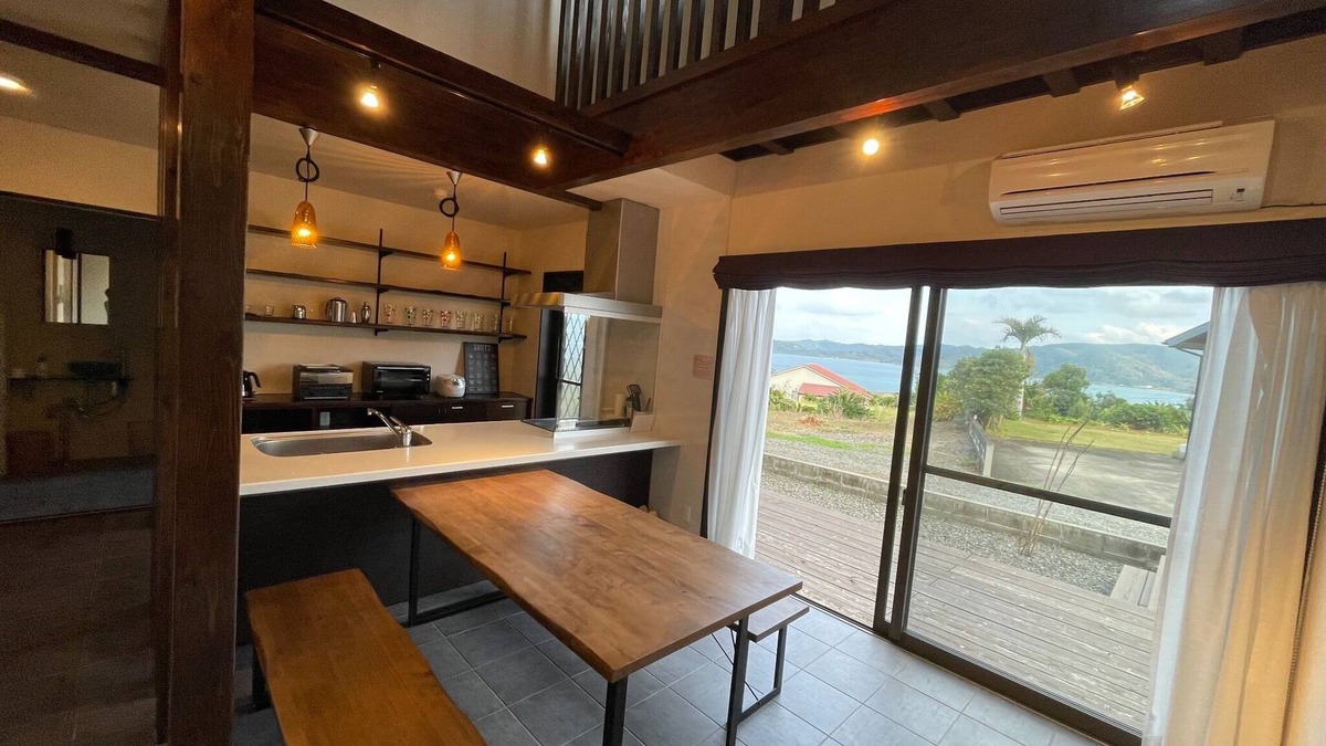 Tatsugo House | On the hill - On the hill /Oshima-gun Kagoshima