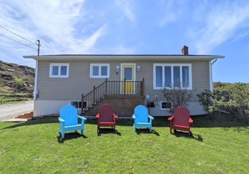 Twillingate House | On the Rocks Overlooking the Sea