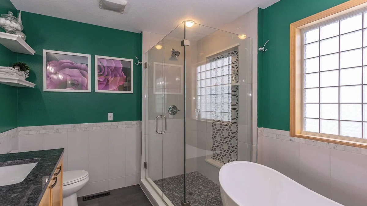 Waukee House | Once Upon a Stay - Urbandale, Iowa