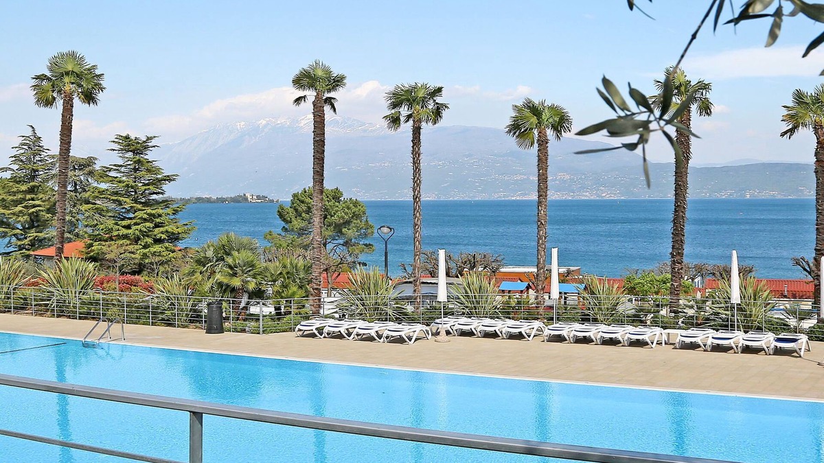 Manerba del Garda House | Onda Blu by Interhome