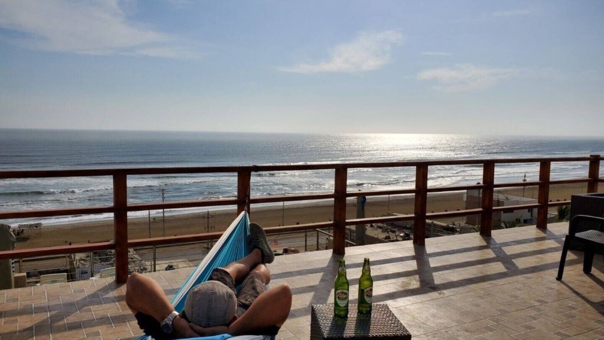Huanchaco House | One amazing Queen bed room