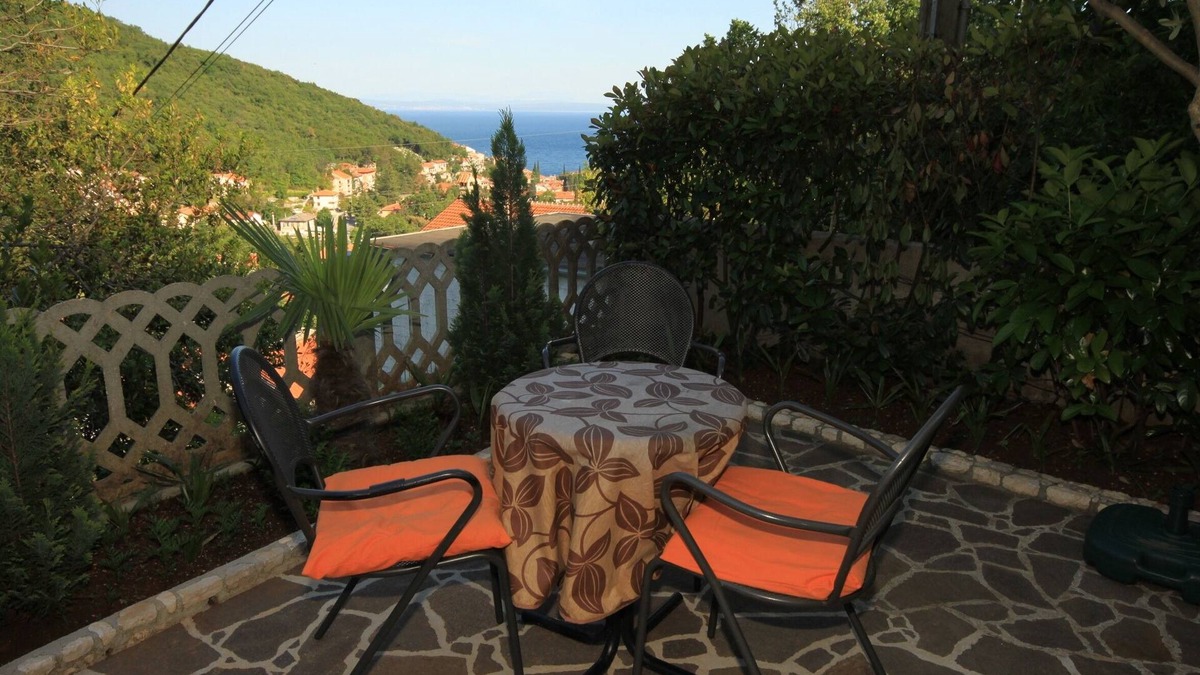 Sucici Apartment | One bedroom apartment with terrace and sea view Mošćenička Draga, Opatija (A-7746-b)