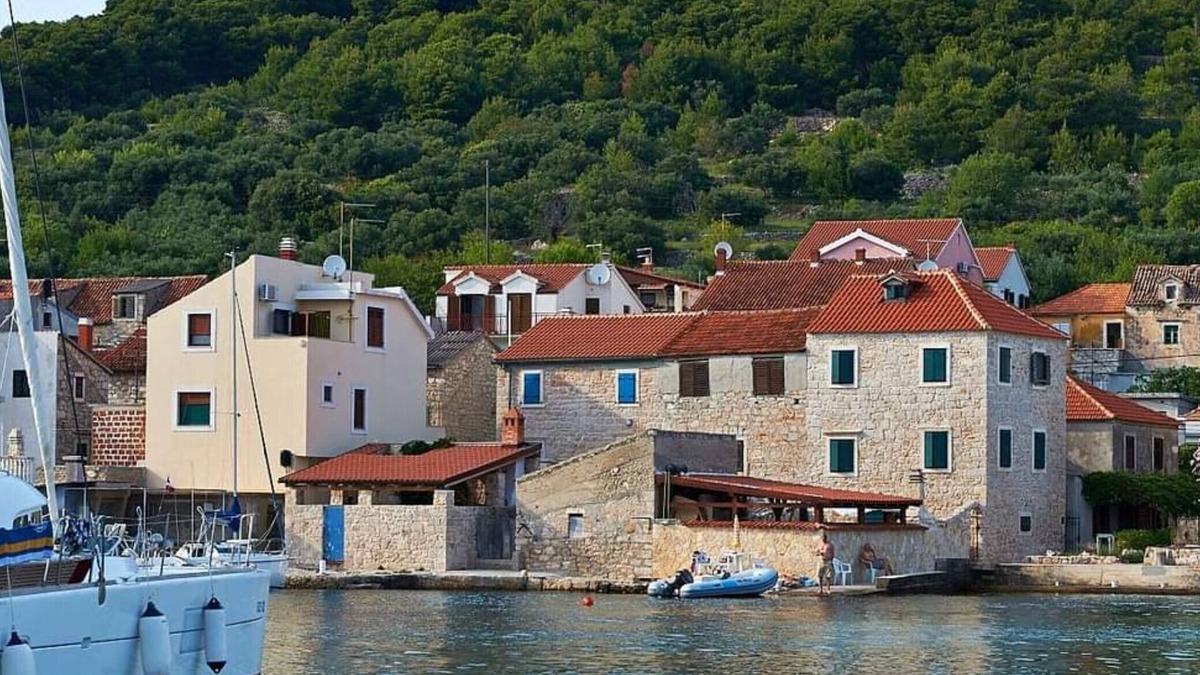 Prvic Luka Apartment | One Bedroom Apartment