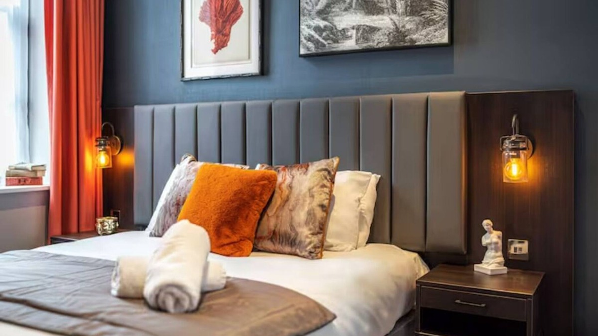 RopeWalks Apartment | One Bedroom Apartment 104 (Sleeps 4) - minutes from L1 and all major attractions