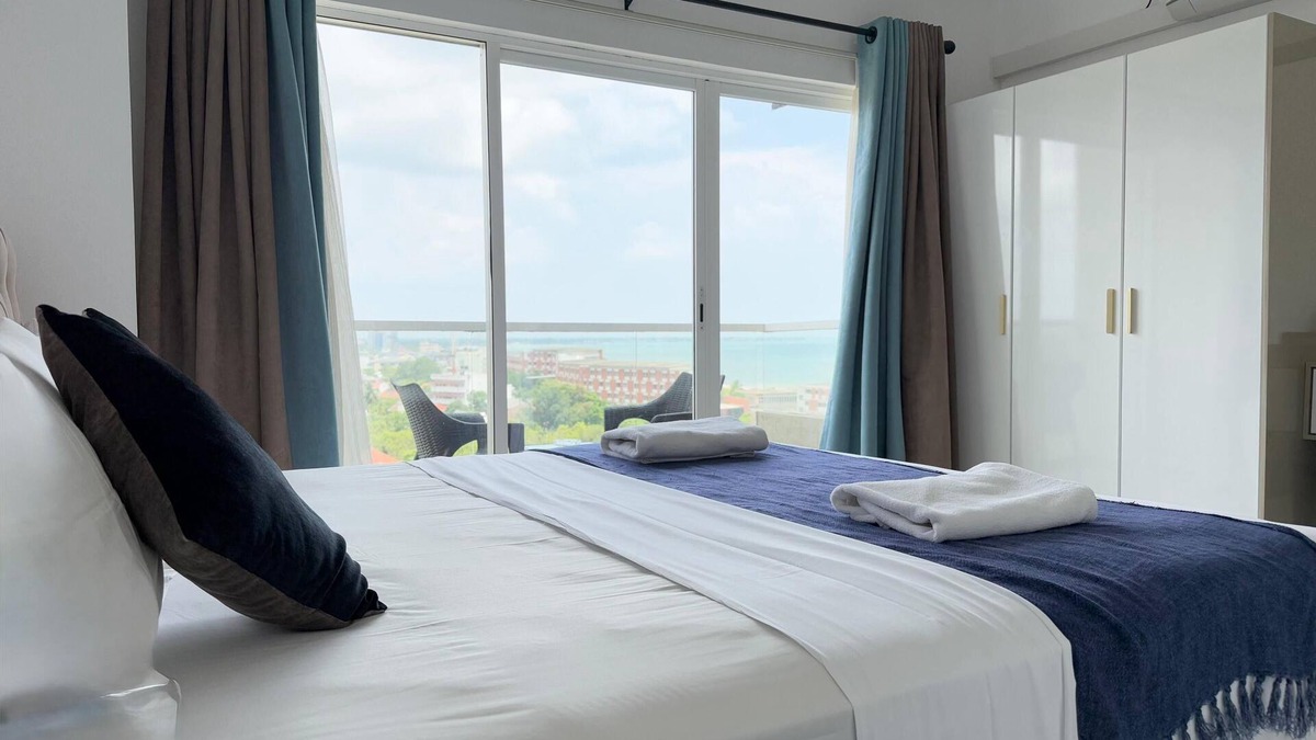 Negombo Apartment | One-Bedroom Apartment at OceanBreeze by TidesEnd-Sea&City View with rooftop pool