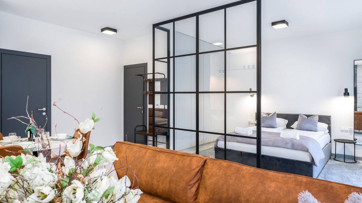Stare Miasto District Apartment | One-Bedroom Apartment| Chwaliszewo 62/5a