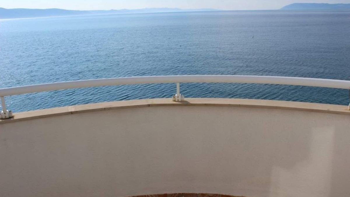 Drasnice Apartment | One bedroom apartment near beach Drašnice, Makarska (A-20243-f)