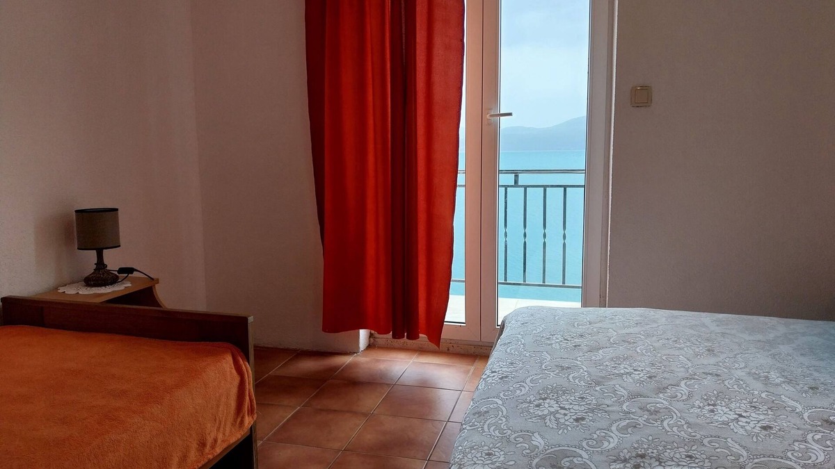 Peljesac peninsula Apartment | One bedroom apartment near beach Cove Pještata, Pelješac (A-24021-a)