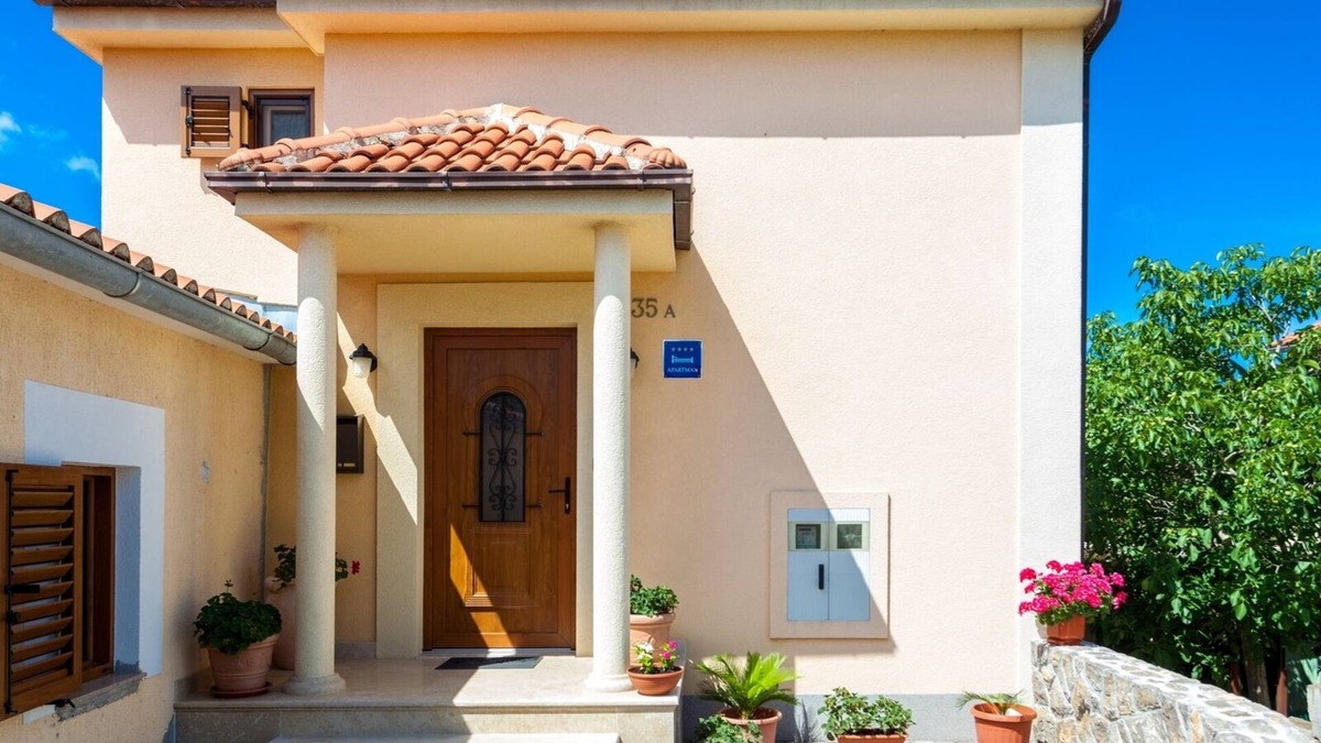 Porat Apartment | One bedroom apartment with air-conditioning Porat, Krk (A-19272-b)