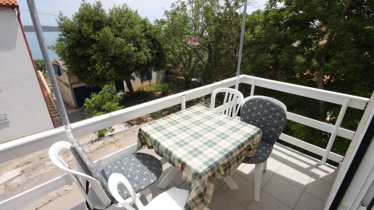 Nerezine Apartment | One bedroom apartment with terrace and sea view Nerezine, Lošinj (A-3479-a)
