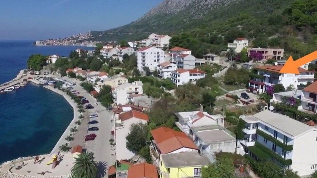 Zivogosce Apartment | One bedroom apartment with balcony and sea view Živogošće - Porat, Makarska (A-16289-c)