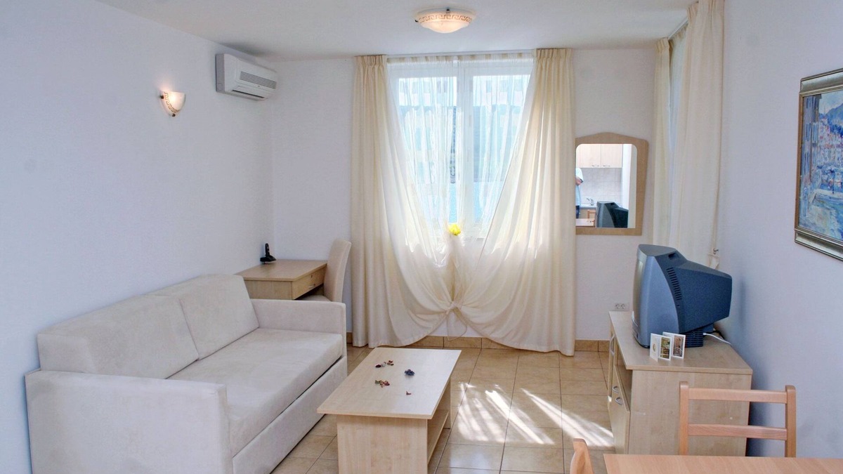 Vinjerac Apartment | One bedroom apartment with air-conditioning Vinjerac, Zadar (A-3093-h)