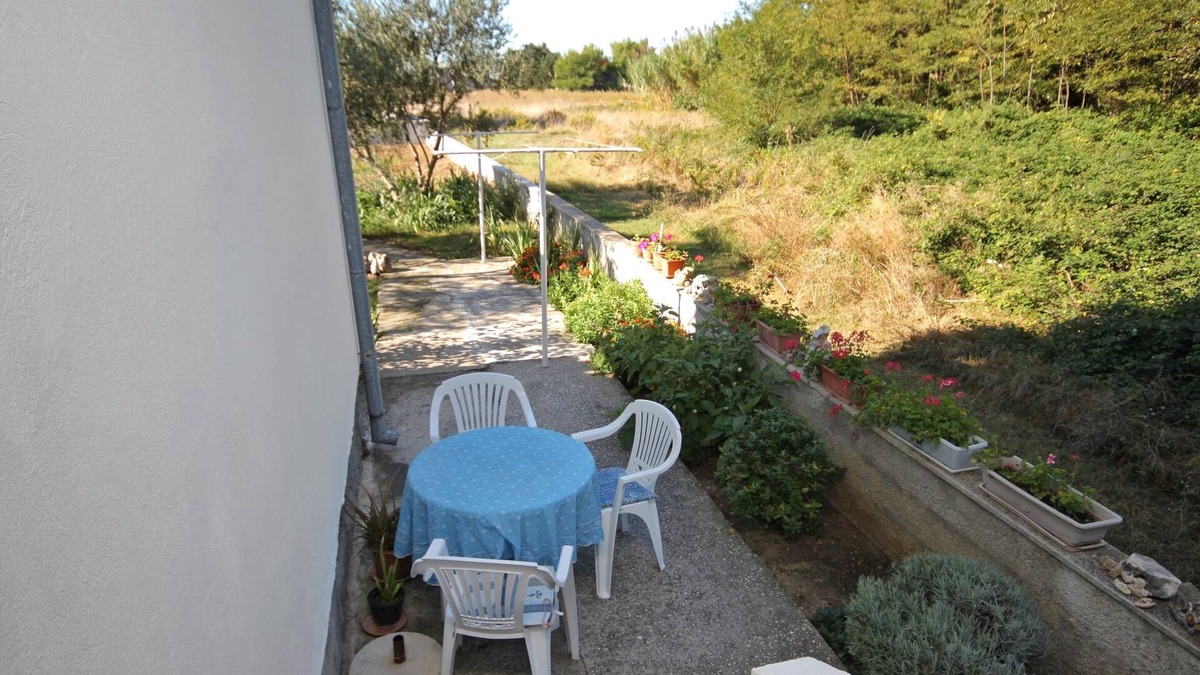Privlaka Apartment | One bedroom apartment with terrace Privlaka, Zadar (A-667-b)