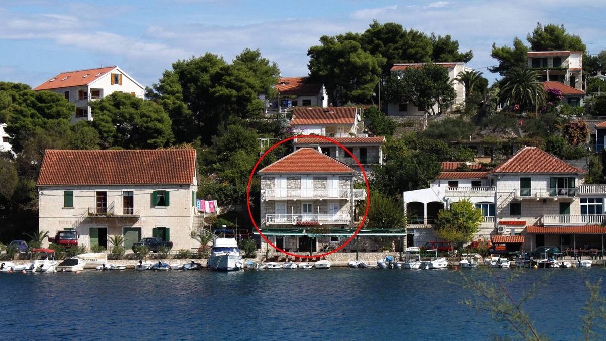 Stomorska Apartment | One bedroom apartment with balcony Stomorska, Šolta (A-781-b)