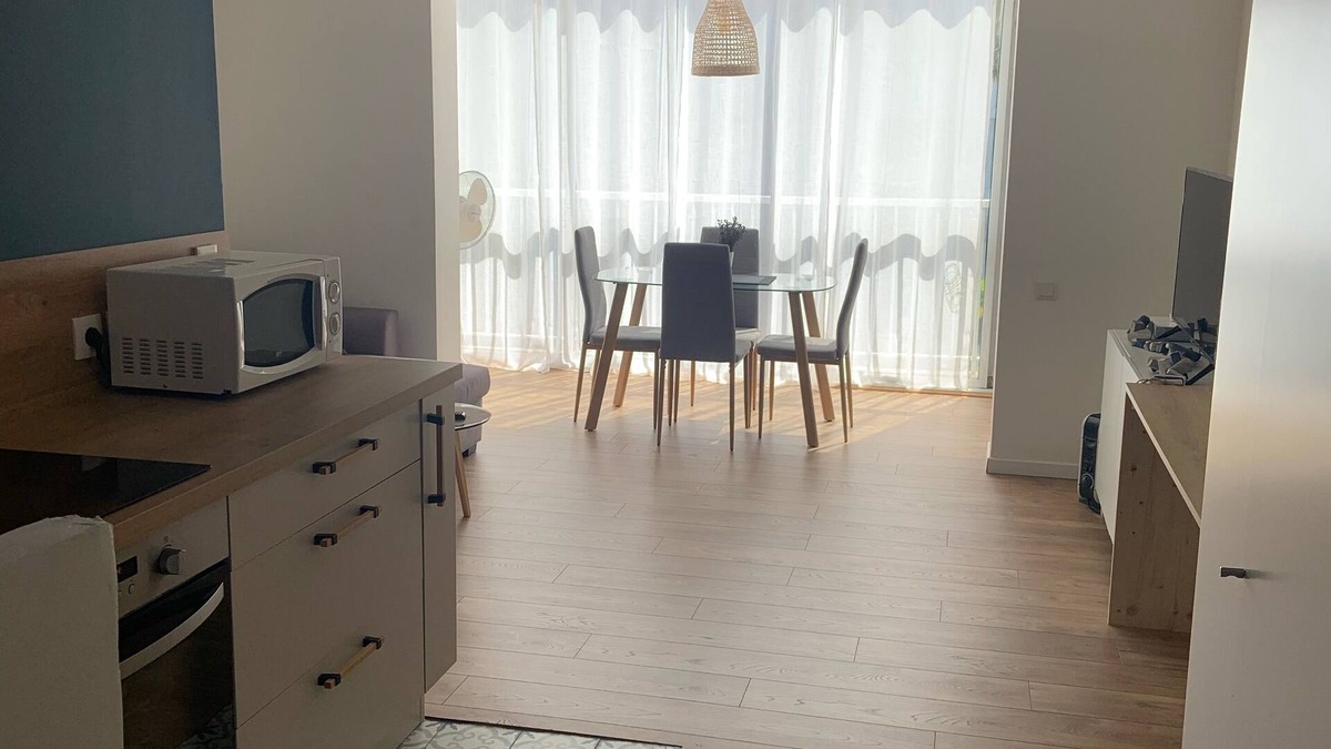 Vence Apartment | One-bedroom apartment in quiet city center with parking