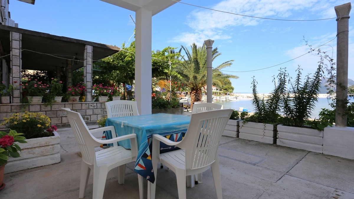 Zuljana Apartment | One bedroom apartment near beach Žuljana, Pelješac (A-10228-b)