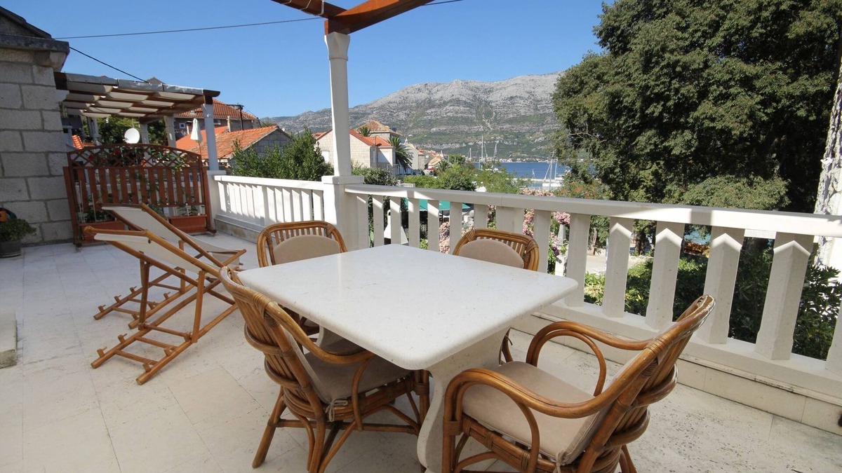Cove Tri Zala (Zrnovo) Apartment | One bedroom apartment near beach Korčula (A-9000-a)