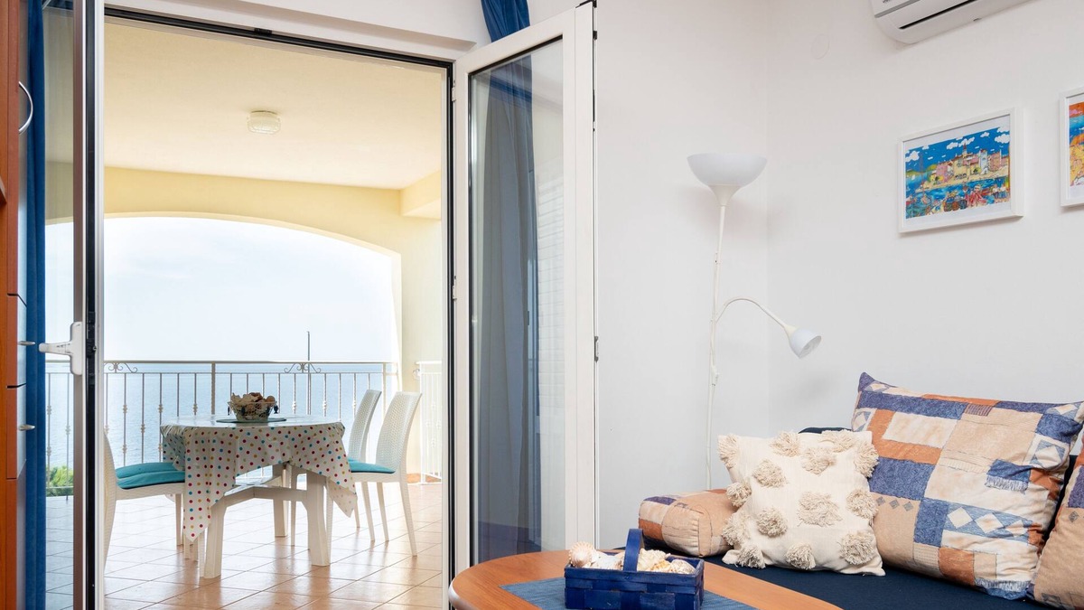 Mandre Apartment | One bedroom apartment near beach Mandre, Pag (A-4092-d)