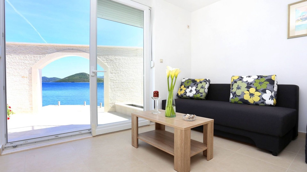 Klek Apartment | One bedroom apartment near beach Klek, Neretva Delta - Ušće Neretve (A-10031-a)