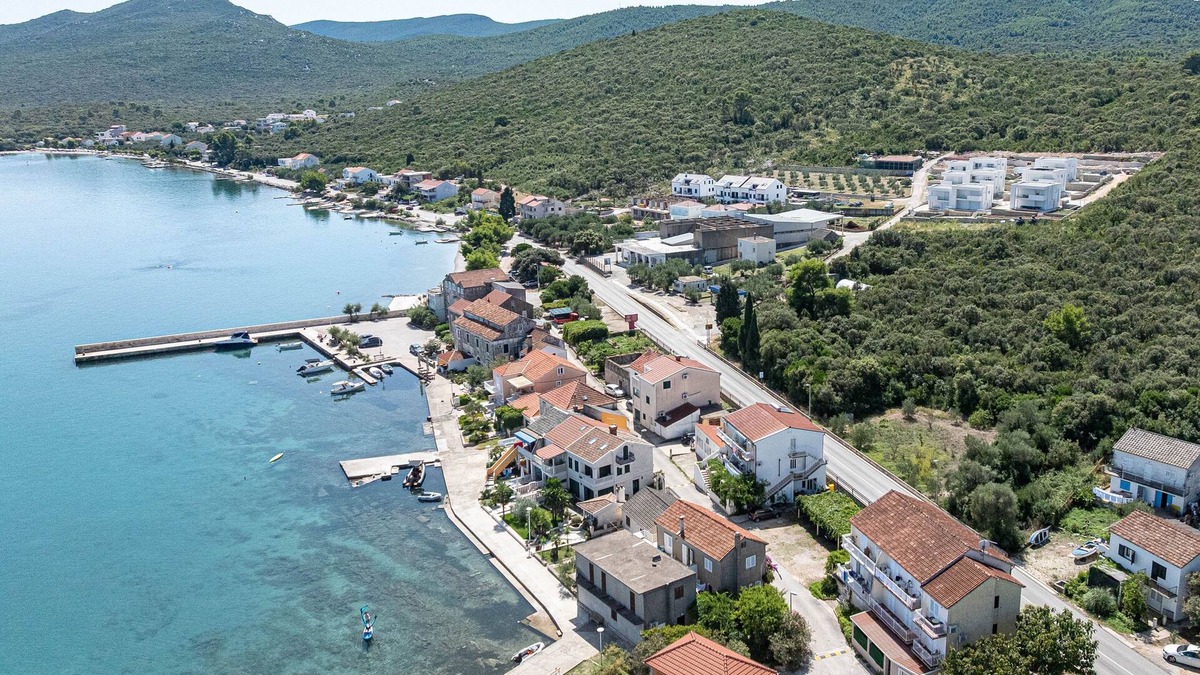 Drace Apartment | One bedroom apartment with balcony and sea view Drače, Pelješac (A-14019-c)