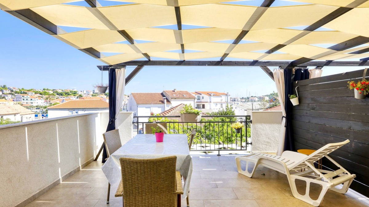 Jezera Apartment | One bedroom apartment with terrace Jezera, Murter (A-19056-a)