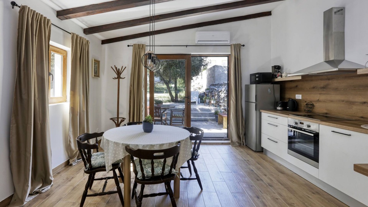 Jezera Apartment | One bedroom apartment with terrace Jezera, Murter (A-19056-d)