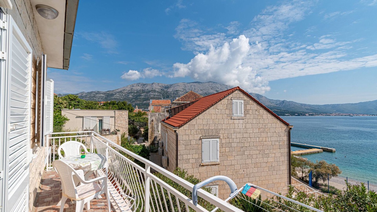 Cove Tri Zala (Zrnovo) Apartment | One bedroom apartment with balcony and sea view Korčula (A-10051-b)