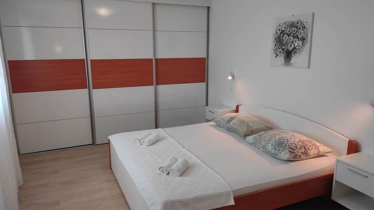 Podgora Apartment | One bedroom apartment with terrace and sea view Podgora, Makarska (A-2714-a)