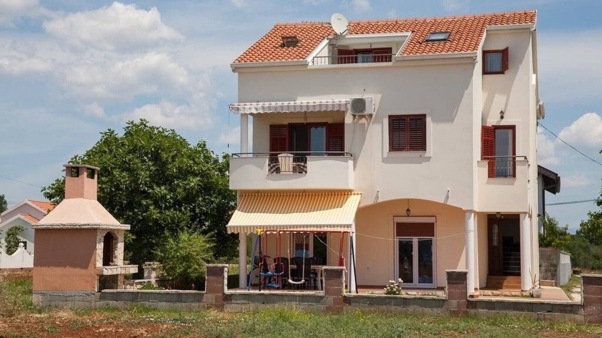 Sukosan Apartment | One bedroom apartment with terrace Sukošan, Zadar (A-12313-a)