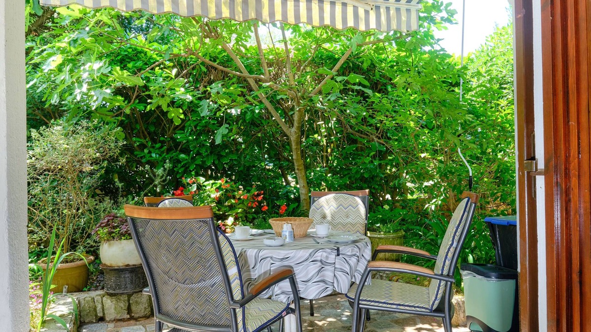 Artatore Apartment | One bedroom apartment with terrace Artatore, Lošinj (A-2509-b)