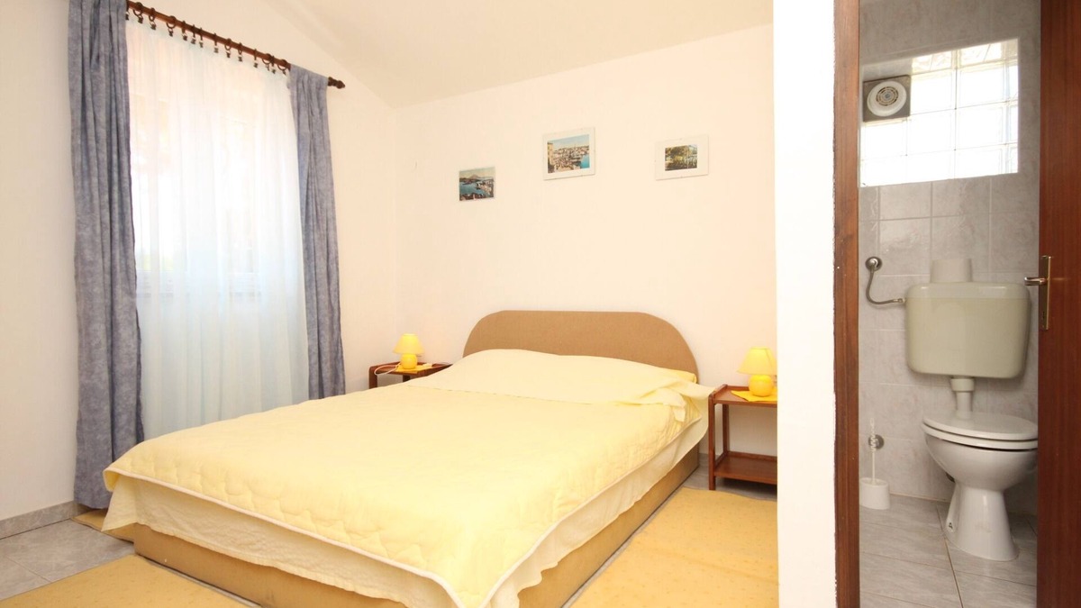 Artatore Apartment | One bedroom apartment with air-conditioning Artatore, Lošinj (A-8007-b)